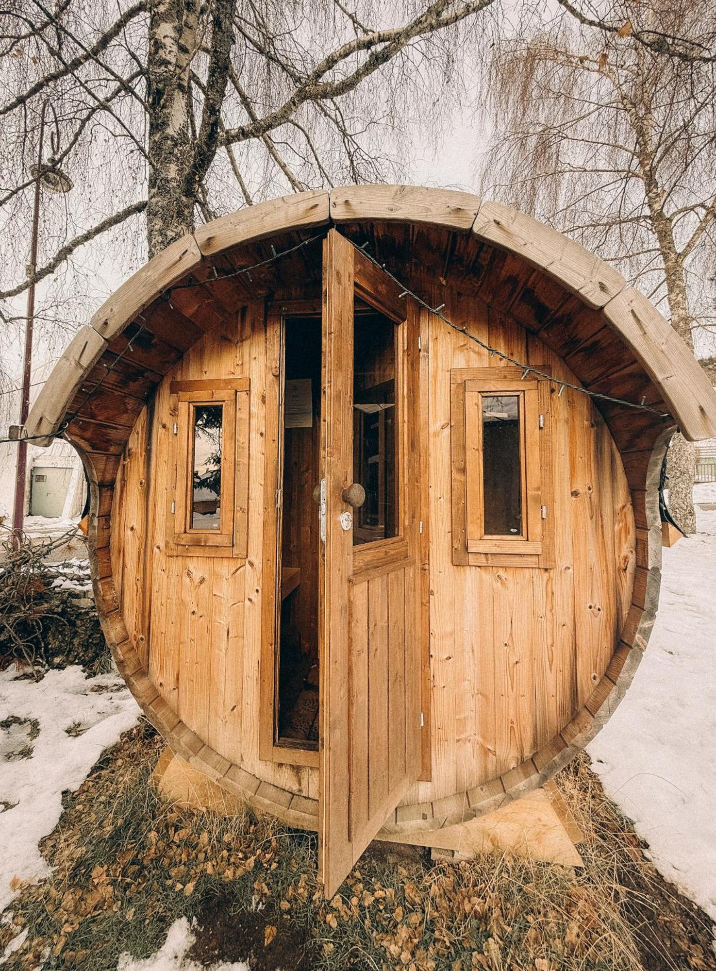 Отель Le Relais Nordique Giron Экстерьер фото